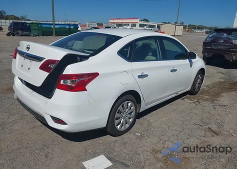 2017 Nissan Sentra S z USA, uszkodzony, nr VIN 3N1AB7AP9HY324278